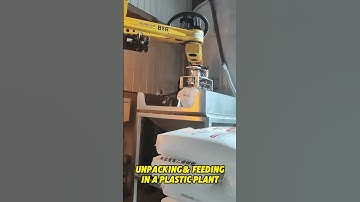 Unpacking &Feeding in a plastic plant😎 #palletizer #automation #palletizingrobot #plastic#robot