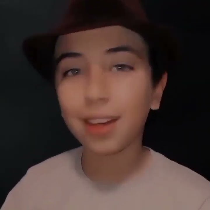 راست میگه دیگه بی غیرت نیس😂🔞