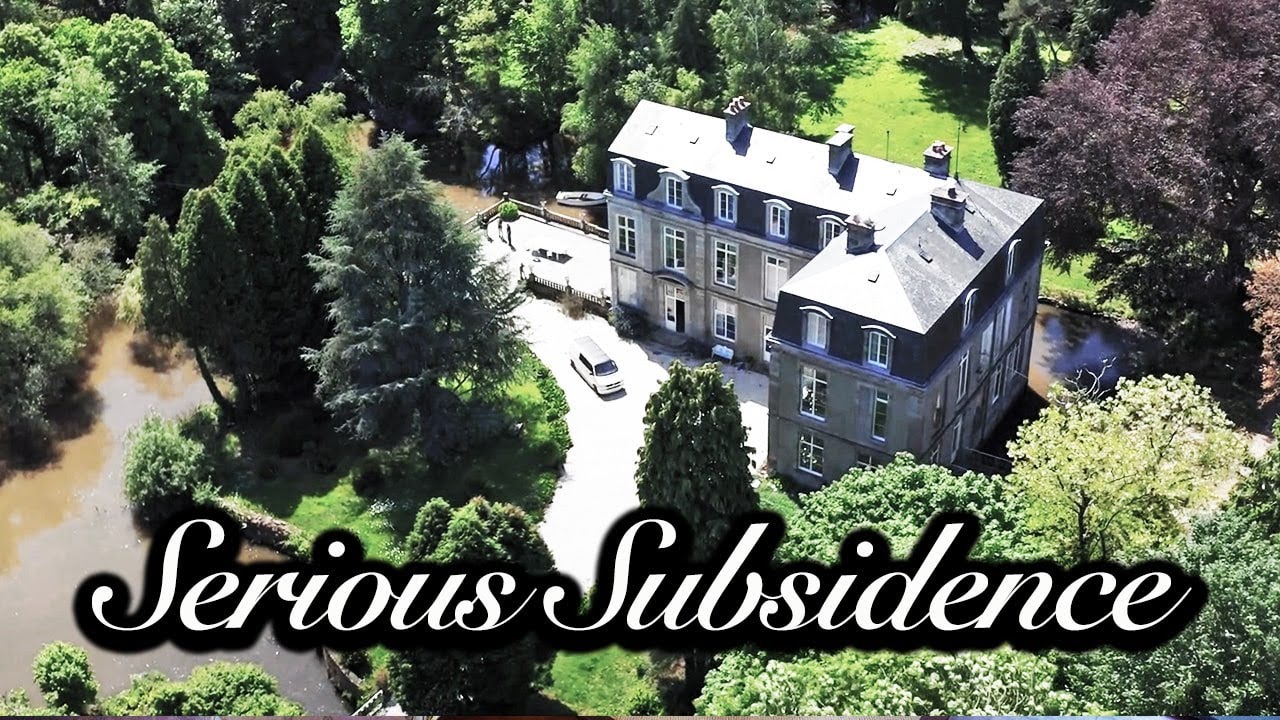 This Chateau is sinking into hidden tunnels beneath it - Chateau Life 🏰 EP  242 