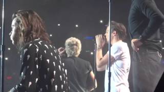 You & I - One Direction live @ O2  London 29/09/2015