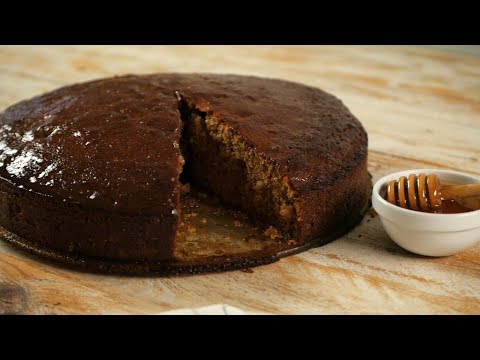 וִידֵאוֹ: איך מכינים עוגת דבש בסיר איטי