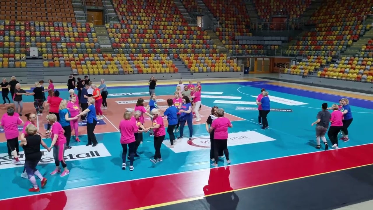 Claudia Asu si Ticy ZALELE - ZUMBA choreo Malgorzata Stecka