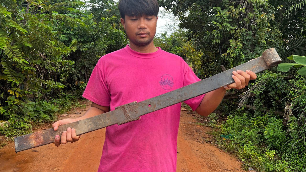 Knife Making - Forging A Powerful Machete From A Longest Leaf Spring
