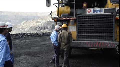 opencast mining dumper fire extingusher checking