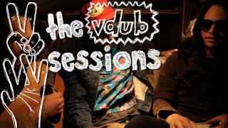 Miniatura de vídeo de "VDub Sessions // Night Beats plays "They Came In Through The Window" (Episode 87)"