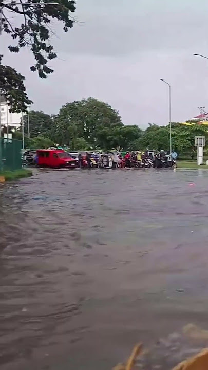 ANYARE MAIN GATE BALIBAGO