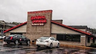 riffel svinekød Aktuator Eating Thanksgiving Dinner at the Golden Corral in Pigeon Forge Tennessee -  YouTube