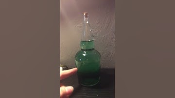 How to make a Halloween potion bottle!! Fun and cheap! 🎃👻🍬