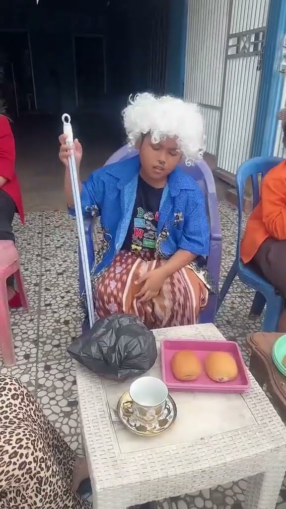 Vidio kocak dan gokil @nyaikembang1nyaikembang1 /ternyata dia bocil baik guys?