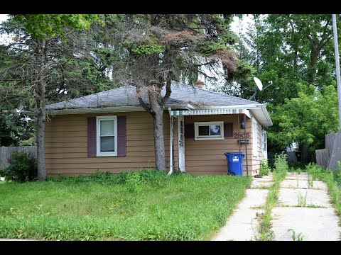 2905 Hayes Av, Racine, WI home video tour