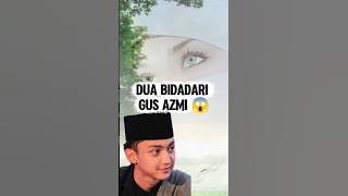 Gus Azmi's two angels had their first love, pengajian and sholawat.