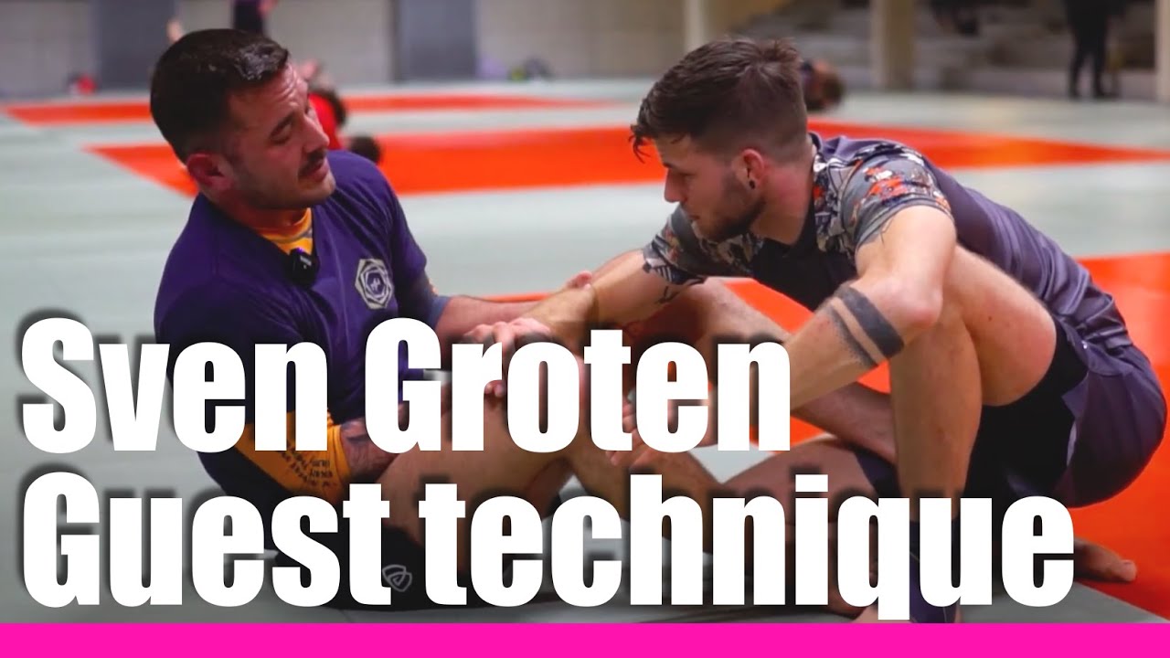 Guard entry by Sven Groten