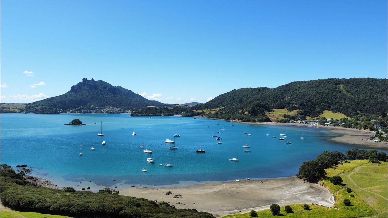 Summer in New Zealand - Part I (Ep. 8) |  A short tour of our home port Urquharts Bay