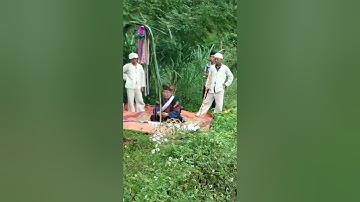 thầy tào bắc cạn qua than lửa trong đám ma