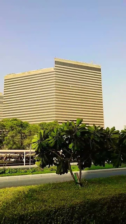 Hayat Regency Hotel ...🇦🇪 #travel #emirates #nature #insidedubai #fyp #trending #shorts #deira #ksa