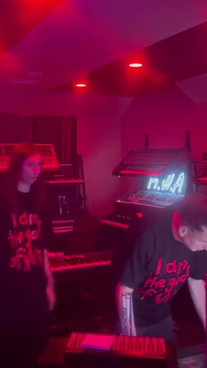 Synth God MIKE DEAN Cooking TIMELESS Outro Synth