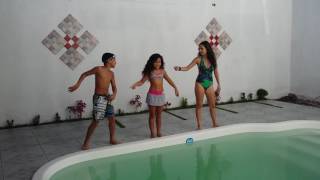 Desafio Da Piscina 2 Com Minha Prima E Meu Irmão