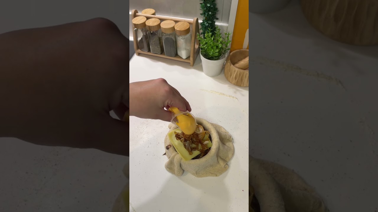Pratik kapalı burger 🍔 #pratiktarifler #tarif #yemektarifleri Pratik kapalı burger 🍔 #pratiktarifler #tarif #yemektarifleri