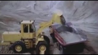 Советский фронтальный погрузчик Советский фронтальный погрузчик