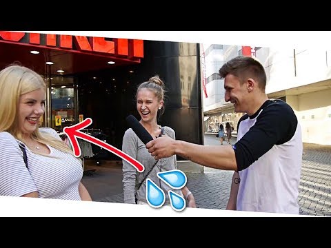 Video von Mädchen, die Blasjobs geben