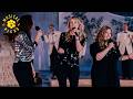 Wilson Phillips performs "Hold On" | Bridesmaids