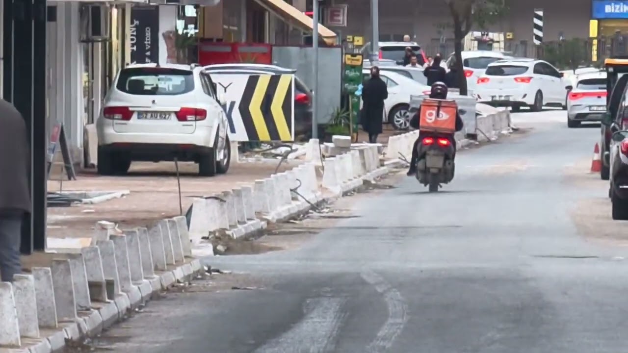 Altınordu belediyesi ulaştepe tamirata izin vermediği için kanal sokağı akıyor 303 sokak Yenimahalle