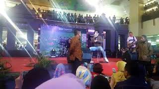 Download Lagu Syukur - Radja - Thamrin city  MP3