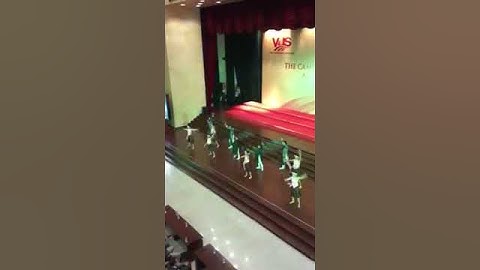 Bill anh lễ nhận chứng chỉ Movers-2