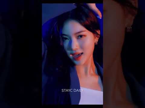 STAYC ISA performing EXO Love Shot ✨#shorts#kpop#stayc#isa#sieun#seeun#j#yoon#sumin