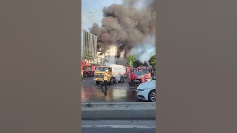 🚨دخان الحريق وصل إلى ملعب لقاء نهائي الابطال 😱🔥