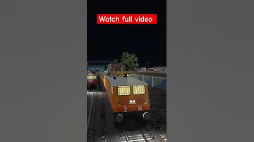 Tejas Rajdhani Express overtaking Red LHB Rajdhani Express|#shortvideo #shorts #trending #viral