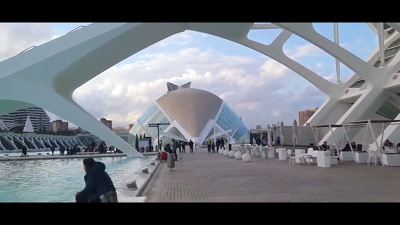 HOUART SAT IN  ...SCIENCE MUSEUMS VALENCIA SPAIN