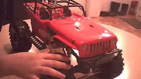 RC TRUCKS:Axial SCX-10 Recon G6 BUILD Pt 8
