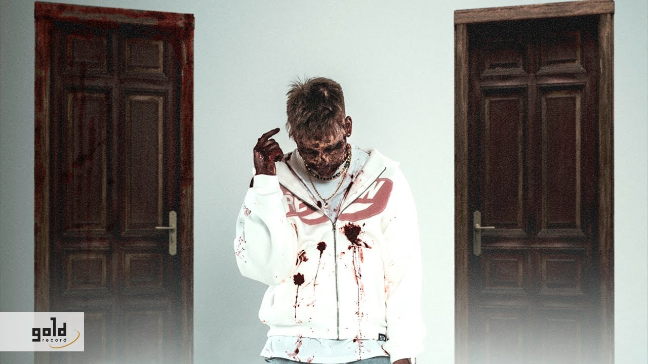 Watch Manuel - Idegen | Official Visualizer on YouTube Watch Manuel - Idegen | Official Visualizer on YouTube