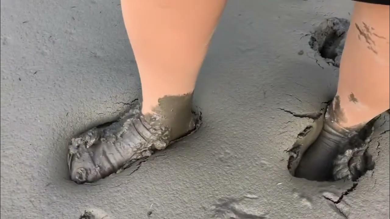 Fun WAM Mudding Checking out newly made actual wet quicksand made by