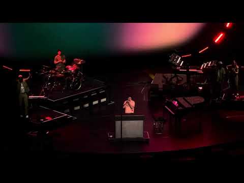 Charlie Puth - We don’t talk anymore (Yokohama - Japan 2024)
