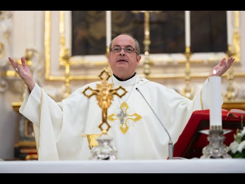 Joja qollari bilan qol tekkizmasdan soradi (video)