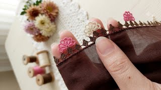 735 - ​Çiçek Açan Tığ Oyası Modeli 🌺 Çeyiz Çemberlerine Çok Yakışacak!