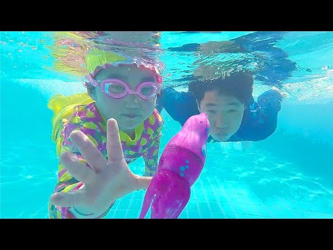Boram y Ddochi aprenden nuevos juegos y reglas de juego para niños