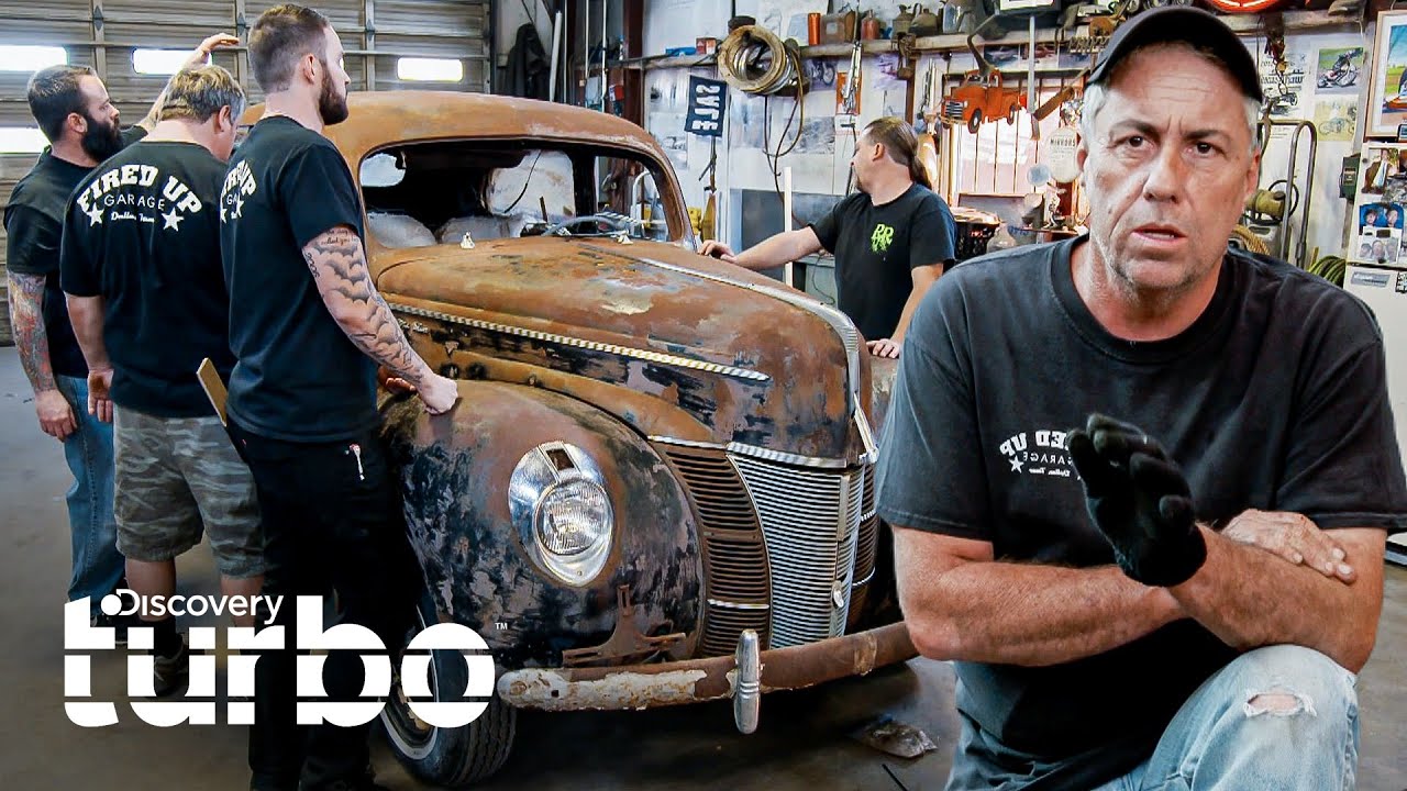 “Mais sucata”: o novo projeto chega à oficina | Misfit Garage | Discovery Turbo Brasil