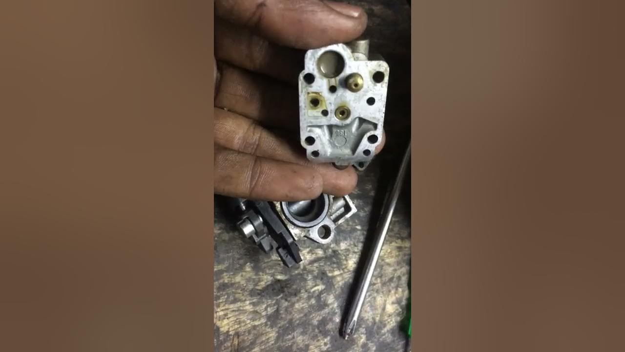 How to clean, adjust, and fix common carburetor problems on a brush