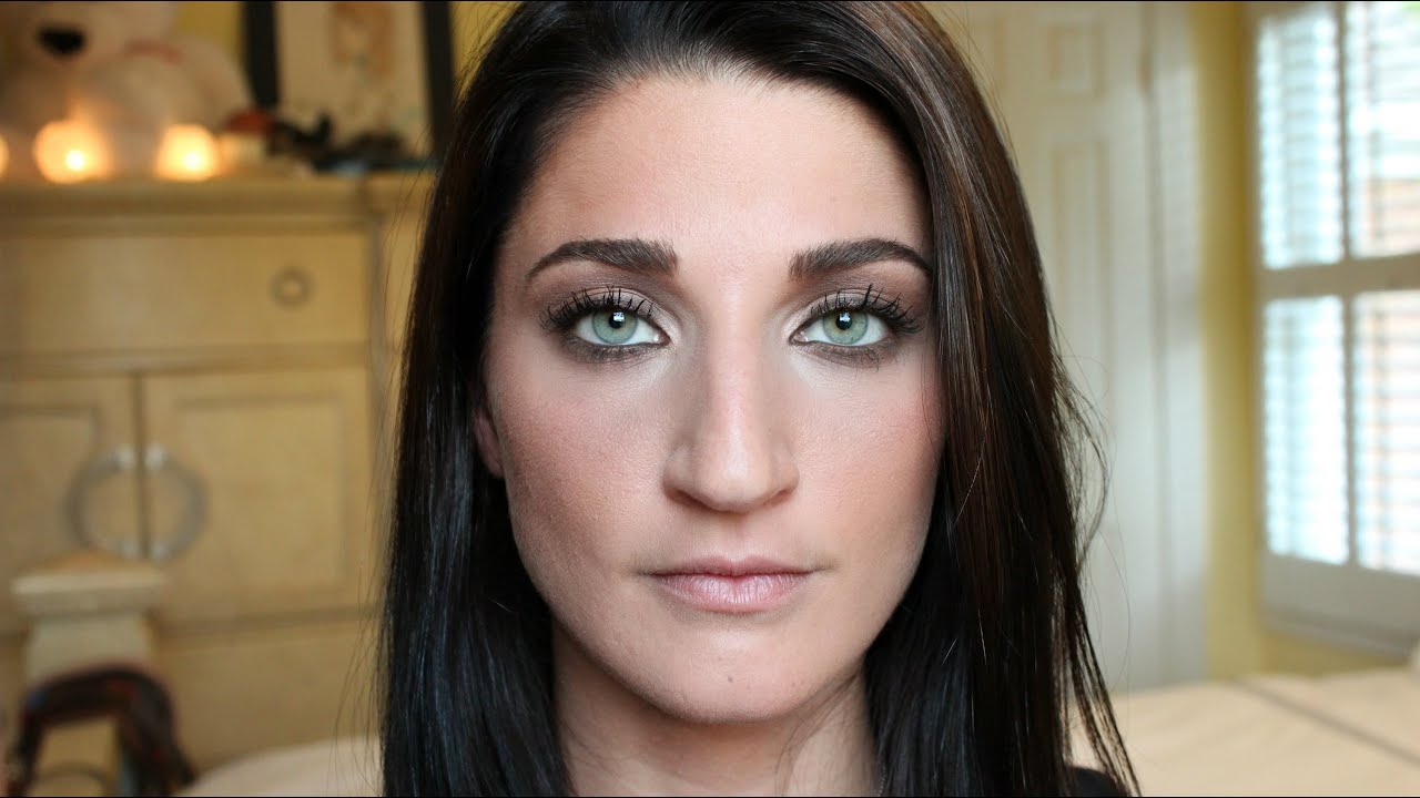 Cara Delevingne Inspired Grunge Makeup 