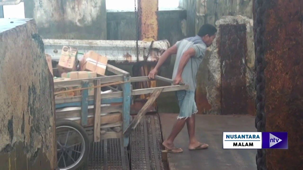 Kondisi Pelabuhan Aimere Memprihatinkan