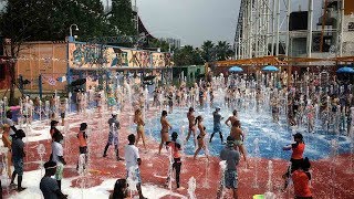 Chengdu Residents Try To Beat The Heat