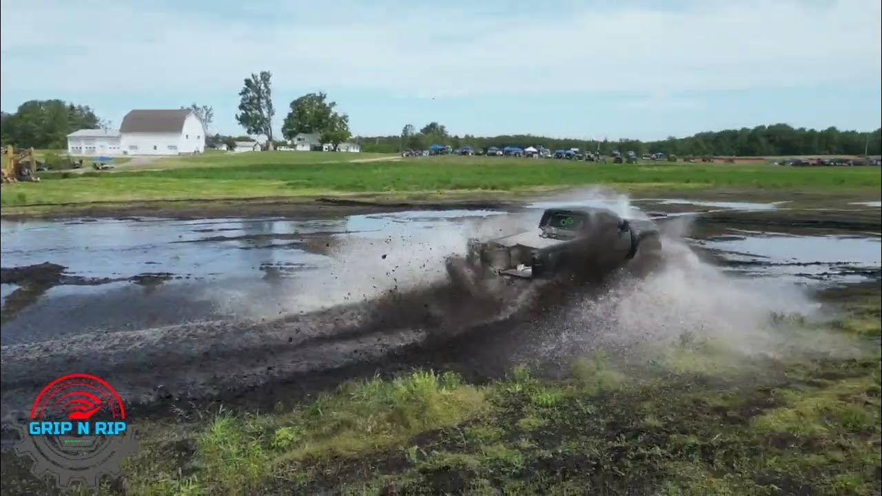 OG doin it's thing.. GripNripClips GripNrip mudding mudbog truck 