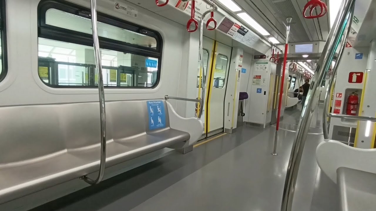 Naik LRT dari Velodrome ke Sumarecon Mall Kelapa Gading | Virtual Walking Tour