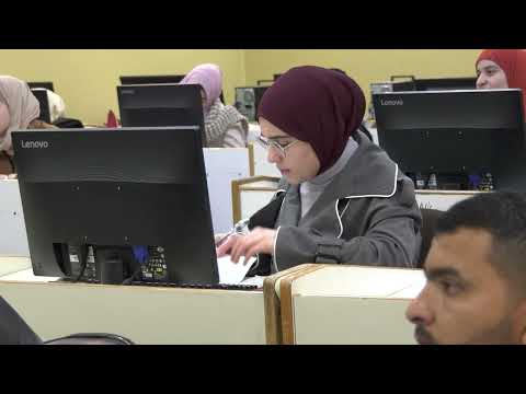 كلية عجلون الجامعية