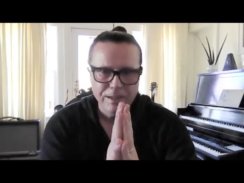 Video: Ian Astbury Vermögen: Wiki, Verheiratet, Familie, Hochzeit, Gehalt, Geschwister