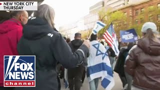 Students hold proIsrael march in New York City