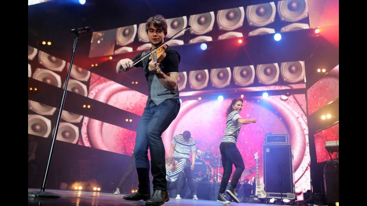 Alexander Rybak performing at the Sea Festival in Klaipeda 25.07.15